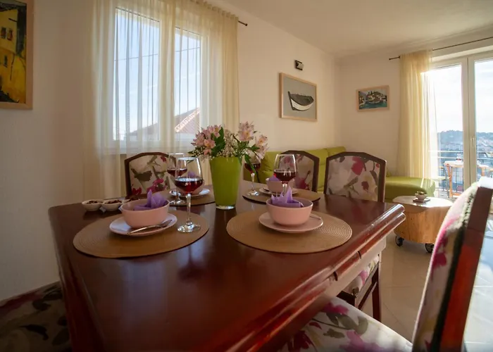 Harmonie - Free Parking *