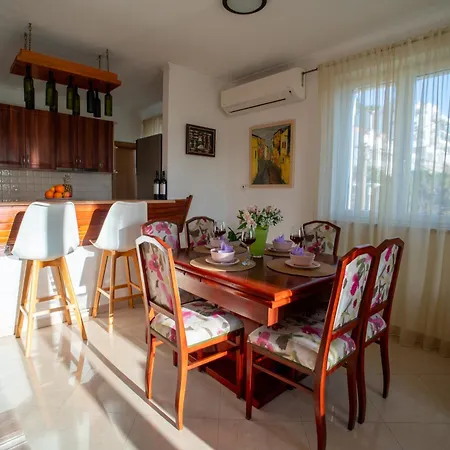 Harmonie - Free Parking *