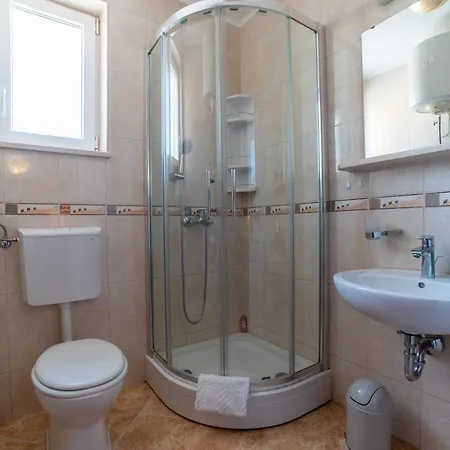 Harmonie - Free Parking Apartment