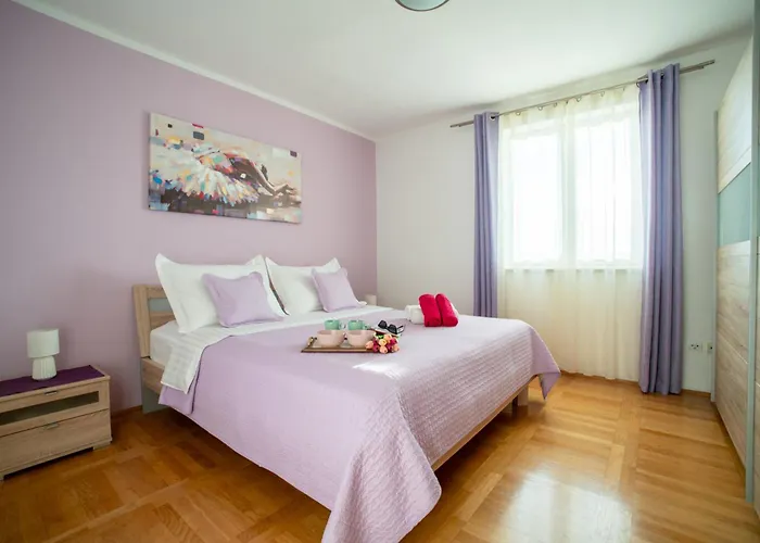 Harmonie - Free Parking *